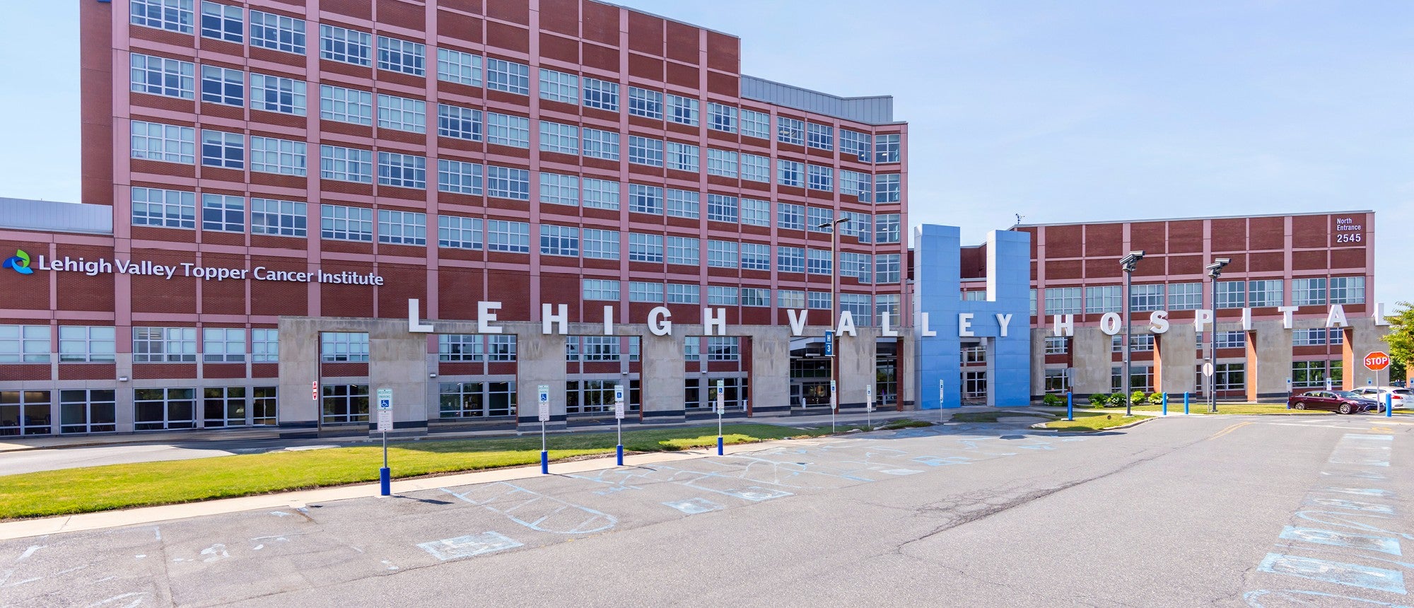 Lehigh Valley Hospital–Muhlenberg main (north) entrance