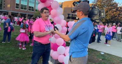 Lehigh Valley Hospital–Pocono and East Stroudsburg University Hold Their Annual Pink Light Walk