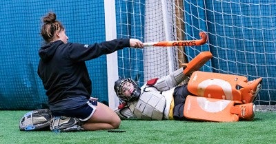 LVHN and Collegiate Field Hockey Players Host Youth Girls’ Clinic