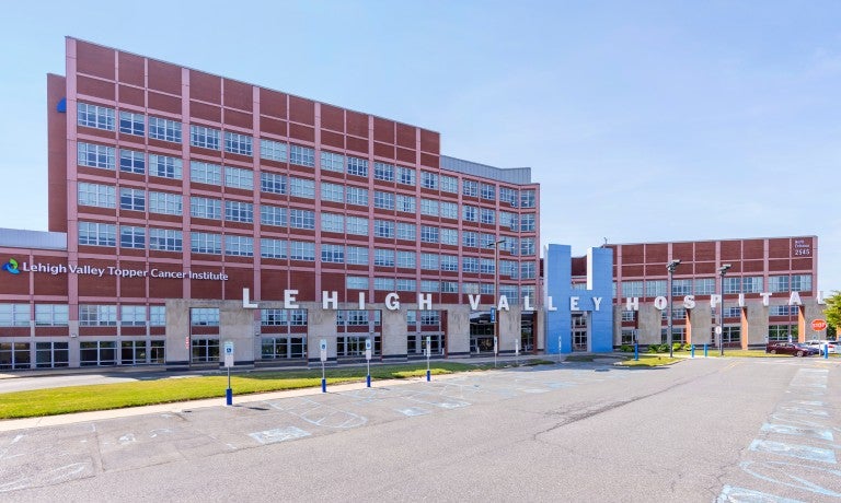 Lehigh Valley Hospital–Muhlenberg main (north) entrance