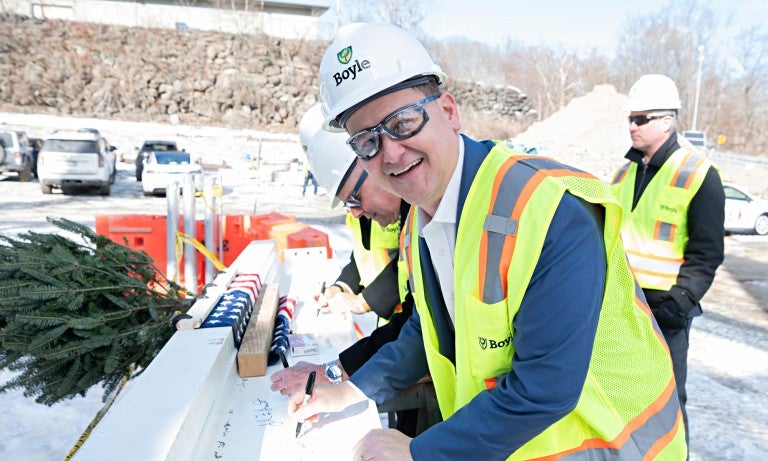 Final Beam Placed at Lehigh Valley Hospital–Tannersville Campus